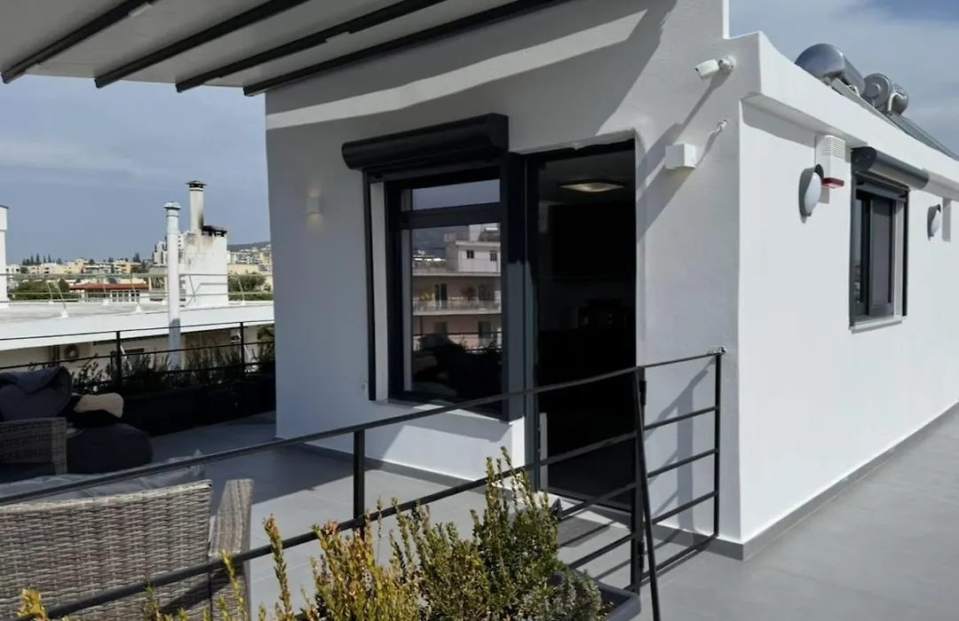 Rooftop With 360 View-1